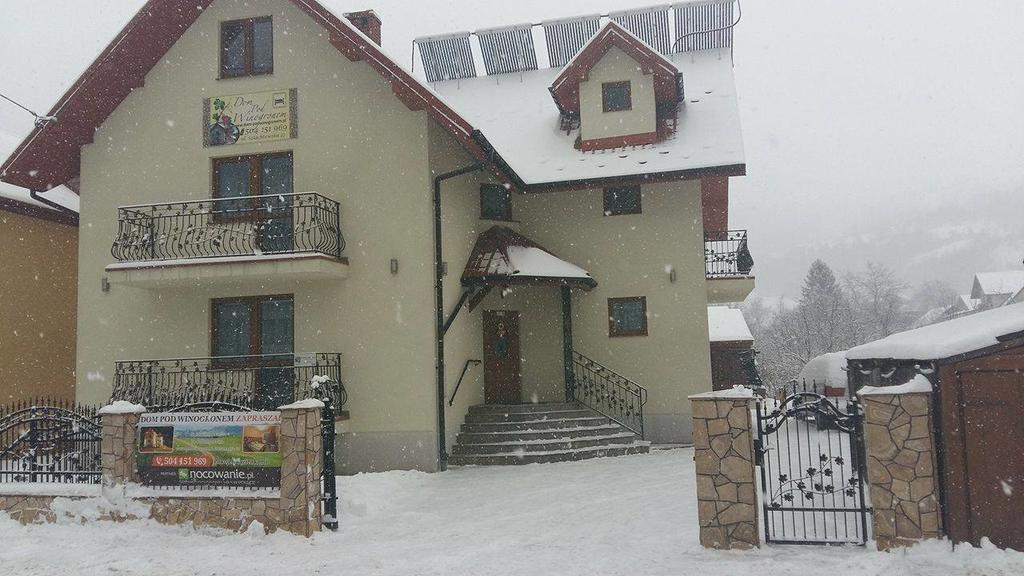 Dom Pod Winogronem Apartman Szczawnica Kültér fotó